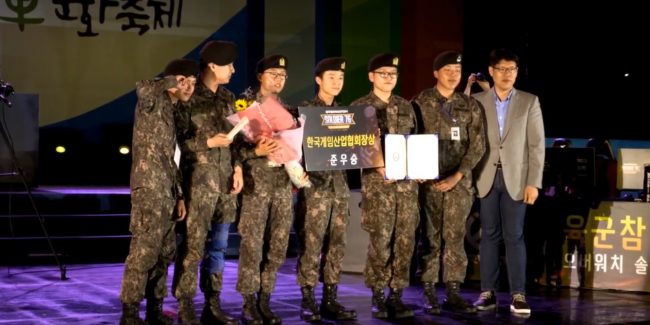 Quando i militari dell’esercito coreano giocano ad Overwatch: ecco il Soldier 76 Tournament!