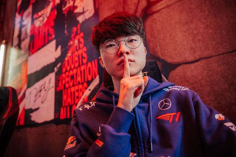 Faker returns to the field and leads T1 to victory
