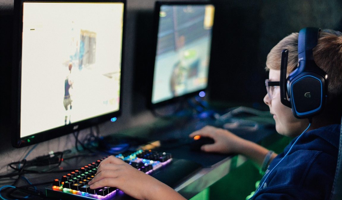 Gaming online: come proteggere i minori dai rischi per la privacy?